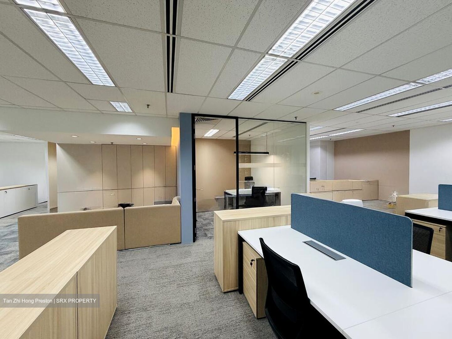 Robinson 112 (D1), Office #622562871